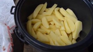 КАРТОШКА ПО ДЕРЕВЕНСКИ В МУЛЬТИВАРКЕ РЕЦЕПТ (Простой и ОЧЕНЬ вкусный рецепт)