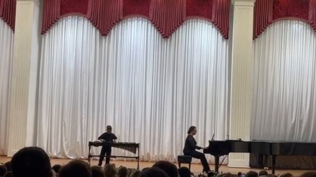 На сцене ученик 3 - го класса ДМШ 1, Кенжебек Ислам.( ксилофон).Русская пляска . П . И . Чайковский смотреть онлайн