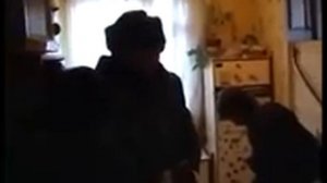 Пьяная мать - горе семьи.flv