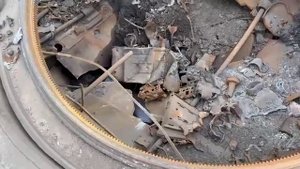 Поселок Красная поляна, ДНР. Совсем рядом с границей Запорожской области. Всё что осталось от украин