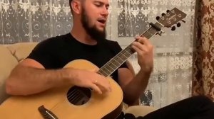 Борода играет гитаре ☝️☝️☝️💣💣💣