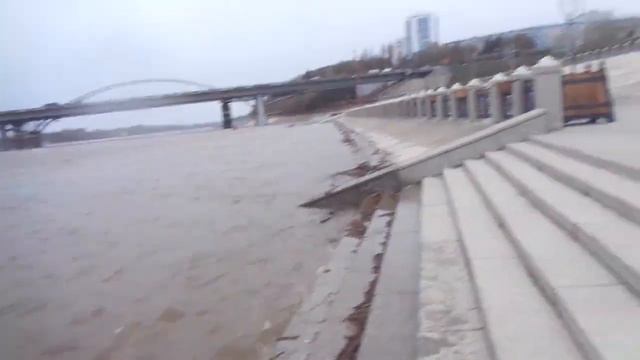 сильнейший вете ,ураган редкие кадры, затопило набережную реки белой уфа россия 2021 год погода кли смотреть онлайн