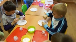 Делаем снег своими руками. Опыты на детском празднике
