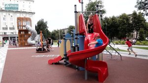 Новый сквер на проспекте Октября открылся в Автозаводском районе после благоустройства