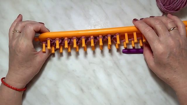 #diy #вязаниедляначинающих Вязание на луме. Способ 2