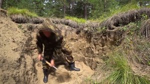 Землянка в лесу / Продолжение строительства