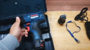 Unpacking / unboxing cordless Impact Wrench Bosch GDR 120-Li 06019F0001