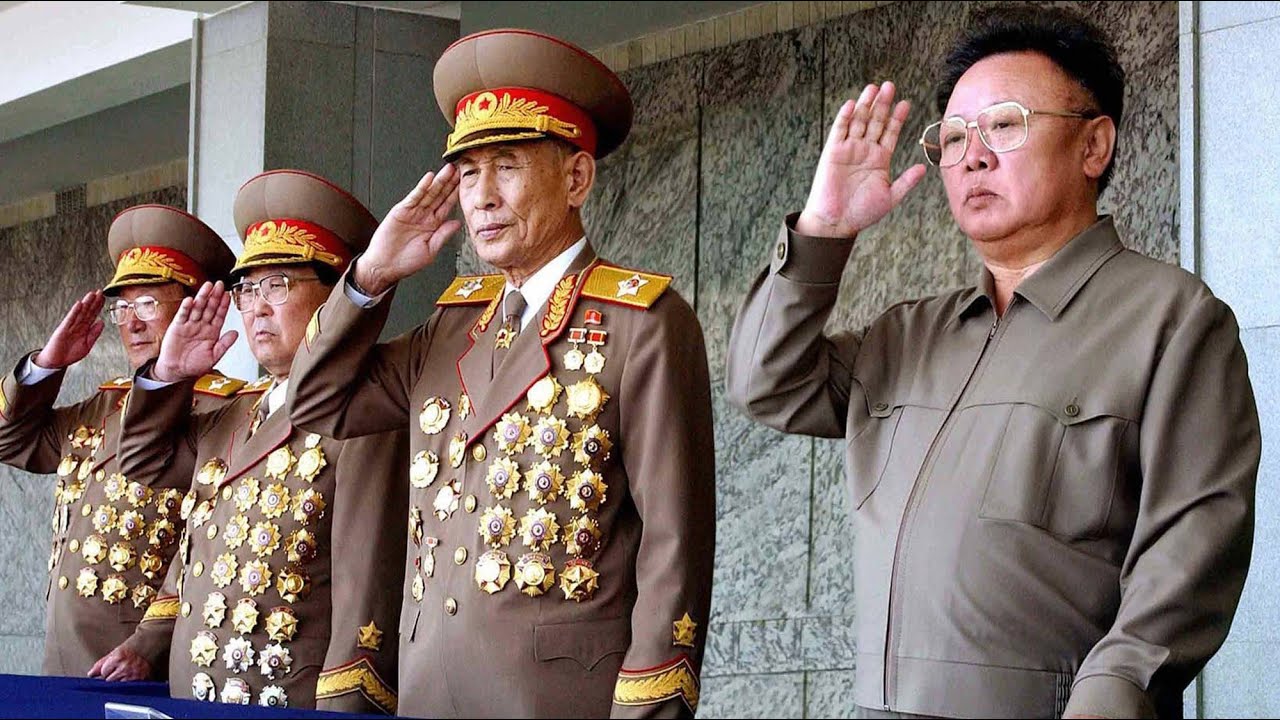 генералы с наградами северной кореи