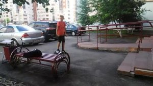 Обучение трюков на самокате (хоп, банихоп)