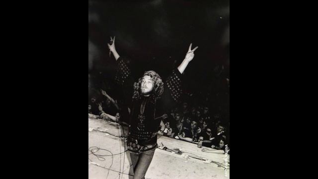 The 6 times Robert Plant absolutely crushed Stairway To Heaven смотреть онлайн