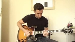 Gibson ES335 vs Gibson Midtown Custom