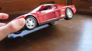 Review of 1/18 Ferrari Testarossa by Hotwheels