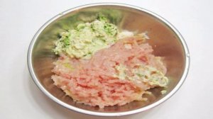 Котлеты с плавленым сыром и зеленым луком