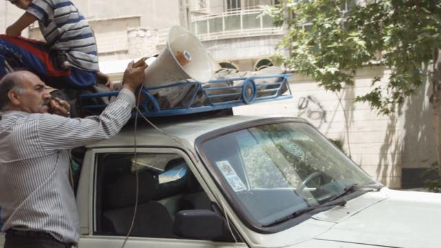 Singing Fruit Salesman in Tehran Iran ( طالبی فروشنده در تهران) смотреть онлайн