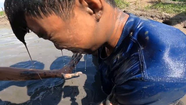 Anh Ba Phải | Tát Ao Bắt Cá - Sinh Nhật Bất Ngờ Của Nguyên | Catch fish смотреть онлайн