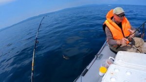 Лето. Море. Рыбалка. Счастье. Морская рыбалка с лодки. Рыбалка на камбалу.