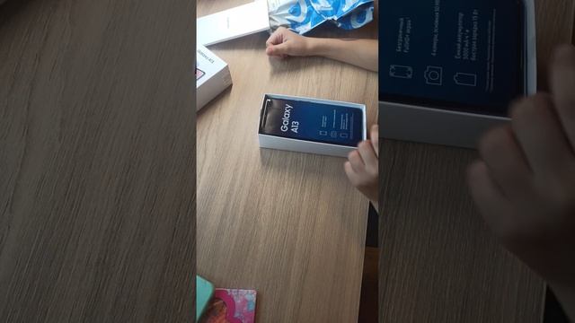 Распаковка телефона Samsung A13 с OZON подарок на др. смотреть онлайн
