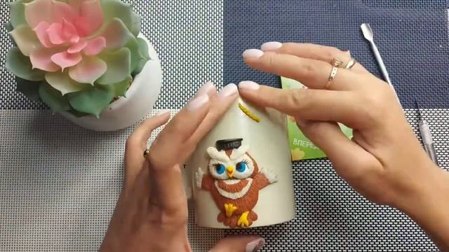 Мастер-класс: сова из полимерной глины на кружке. День учителя. Декор. Polymer clay tutorial. Diy