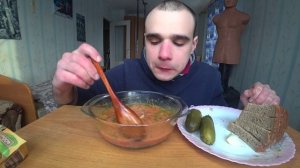 МУКБАНГ АСМР БОРЩ с ЗЕЛЕНЬЮ / ХЛЕБ / ЛУК / МАЙОНЕЗ / ОГУРЧИКИ МАРИНОВАННЫЕ/ EATING ASMR Mukbang #380