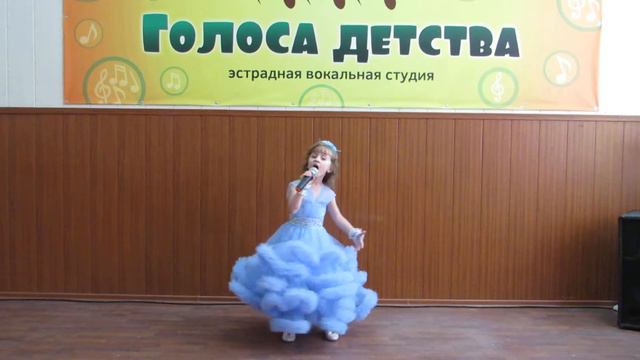 А. Петряшева "Свободная птица" исполняет Елизавета Мягких 5.5 лет смотреть онлайн