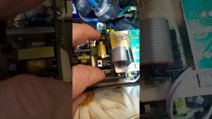 убираем пищалку (сигнал работы от батарей) ippon smart winner 1000