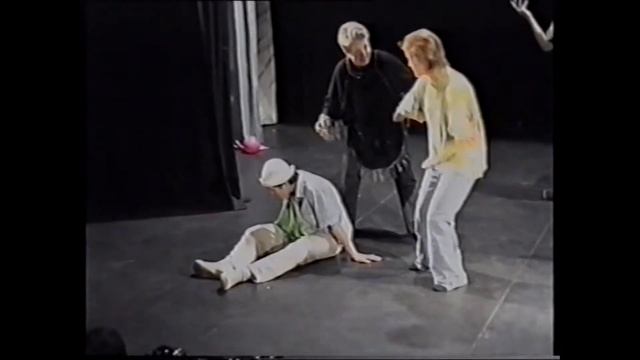 Друг на завтрак, друг на обед смотреть онлайн