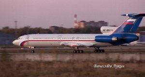 Посадка Ту-154М RF-85136 и в завершении, взлёт Ил-22М