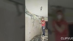 заказчик сказал всё переделывать) демонтаж гипсокартона