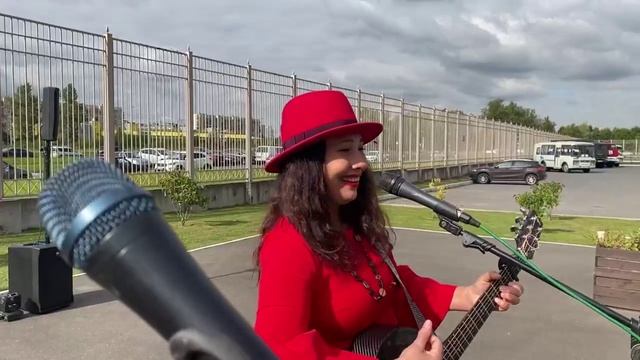 Концертное выступление музыкантов в самой большой тюрьме Европы. смотреть онлайн