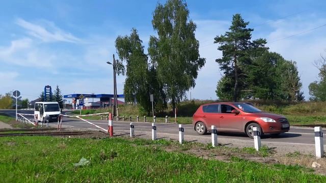 Lavochkina Street Railway Crossing, Smolensk, Russia смотреть онлайн