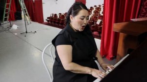"Распевки для эстрадного пения"