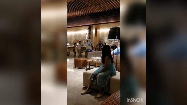 Princess miyuki meet princess Bahrain at Mövenpick resort смотреть онлайн