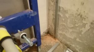 обшивка инсталляции гипсокартоном с трех сторон. Монтаж гипсокартона в ванной.