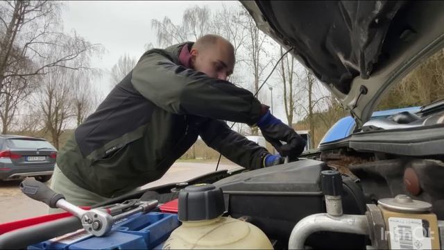 Куда уходил антифриз? / замена ремня ГРМ Renault Megane смотреть онлайн