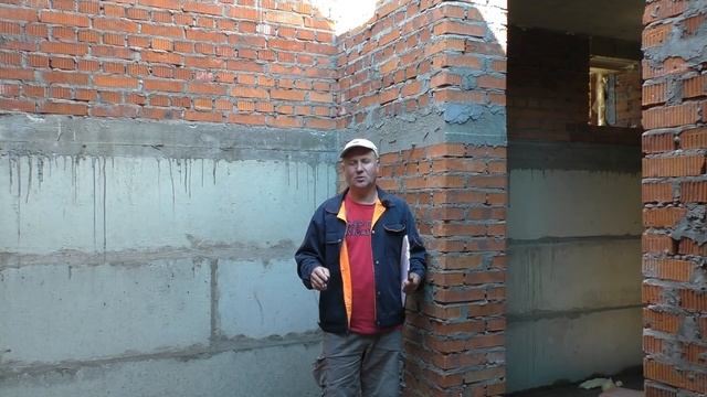 Как подешевле  построить цокольный этаж из фундаментных блоков.