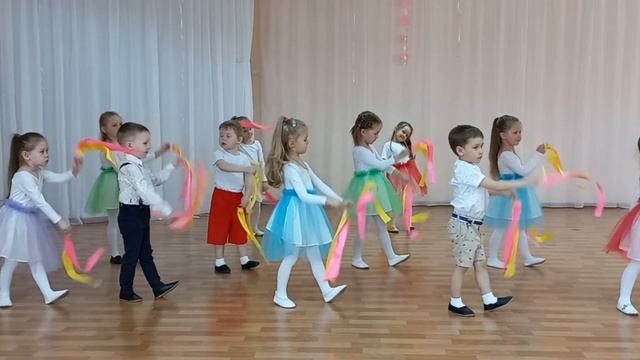 Хореография. Танец "Солнечные лучики" смотреть онлайн