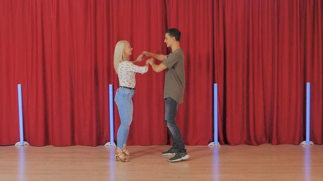 Bachata Combo for Social Dancing | Bachata Tricky Hands Tutorial | by Marius&Elena смотреть онлайн