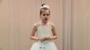 Скажите, куда уходит старый год?! Новогодняя песня. Полина, 8 лет.