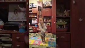 Как научиться прыгать на скакалке