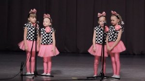 Песня "Детки конфетки", исполняет ансамбль МДОУ №19 "Березка"