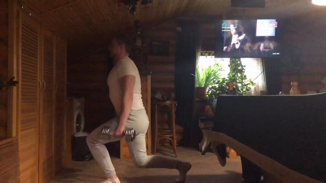 Разминка ног после многочисленных травм колена. смотреть онлайн