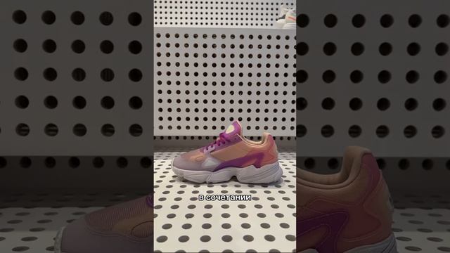 Топ 5 кроссовок на лето для девушек! За какую пару голосуем? смотреть онлайн