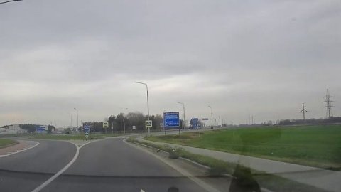 ? ? Кольцквая развязка Каменецкое кольцо (Брестский район)..mp4