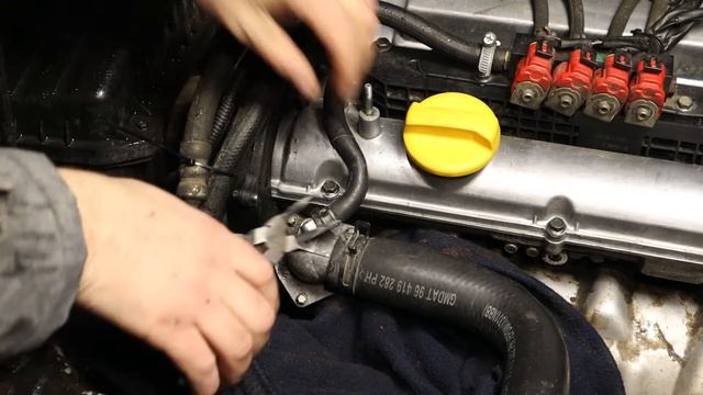 Замена термостата Chevrolet Lacetti 1.8 LDA смотреть онлайн