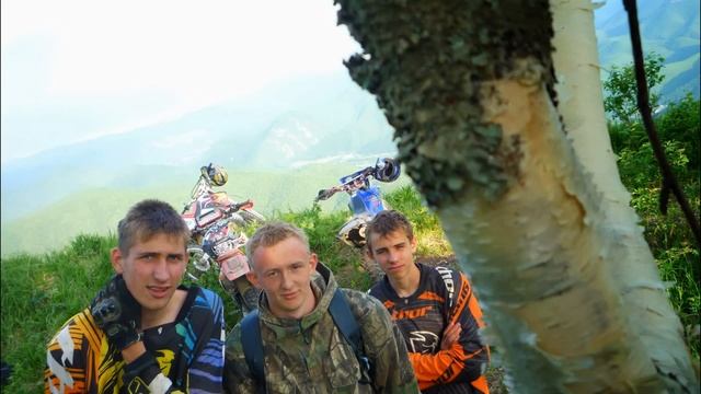 Honda CRM250AR, Yamaha XTZ125 and Honda XR250 enduro Dalnego смотреть онлайн