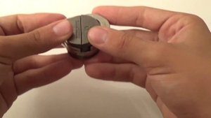 Hanayama Cast Padlock puzzle SOLUTION