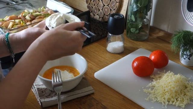 ЧТО ПРИГОТОВИТЬ НА УЖИН ЗА 5 МИНУТ ЗАПЕКАНКА С КУРИЦЕЙ И ОВОЩАМИ смотреть онлайн