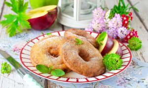 ЯБЛОКИ В КЛЯРЕ НА СКОВОРОДЕ ЖАРЕНЫЕ