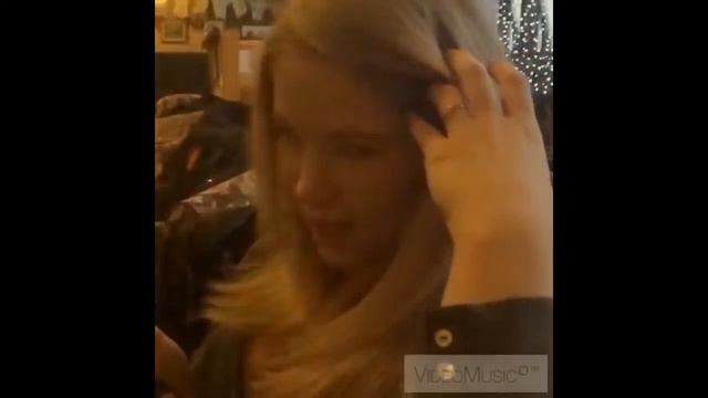 Блондинка Настя Соблазняет смотреть онлайн