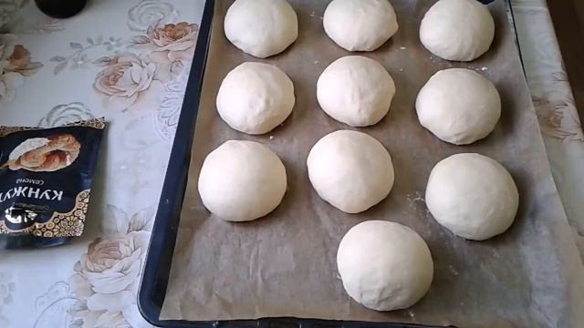 Булочки для бутербродов и бургеров.